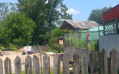 Gospodăria din Pucioasa unde femeia a fost înjunghiată cu coasa în Dâmbovița