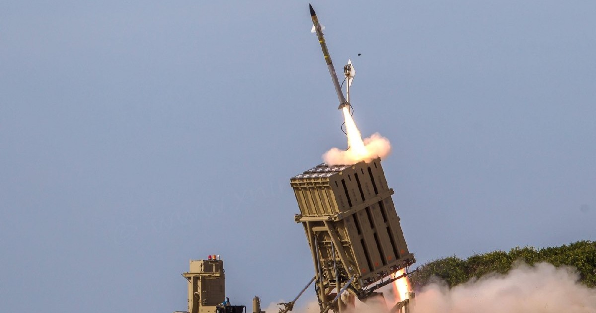 Sistemul Iron Dome în acțiune interceptând drone iraniene deasupra Israelului, 20 iunie 2025.