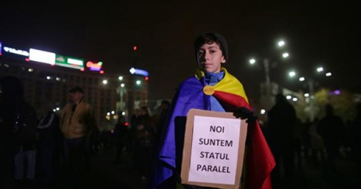 O româncă stabilită în Canada va participa la mitingul diasporei după 17 ore pe avion. ”Statul Paralel vine acasă, domnule Dragnea!”