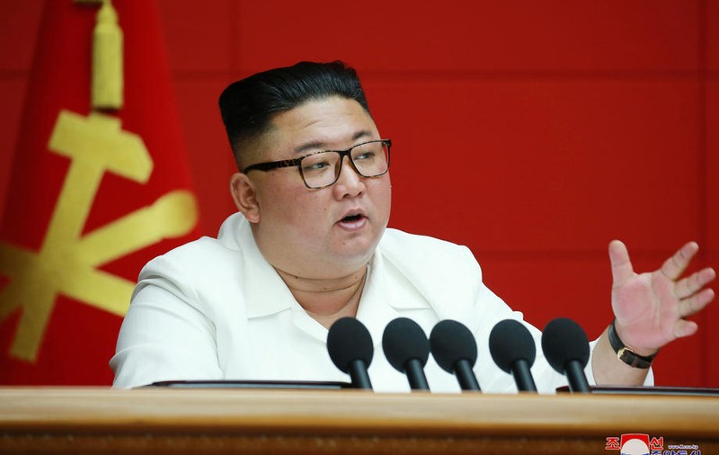 Phenianul a publicat noi imagini cu Kim Jong-un, după noile speculații legate de starea sa de sănătate