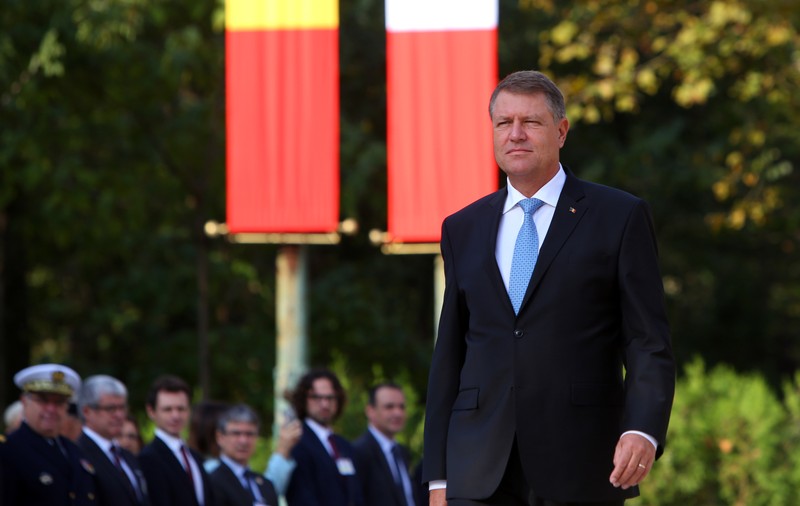 Mesajul președintelui Iohannis, de Anul Nou: Dragi români, nu vă pierdeți încrederea în România!