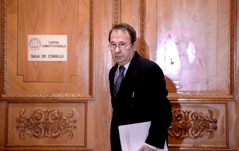 Preşedintele CCR vine cu explicaţii după decizia de ieri: "N-am spus că președintele nu poate să îl desemneze iar pe Ludovic Orban premier"
