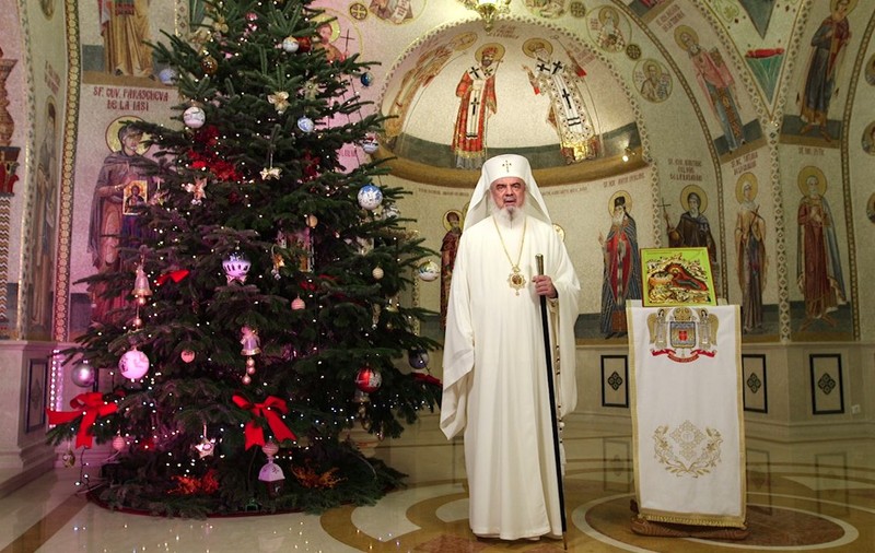 Patriarhul Daniel, în Pastorala de Crăciun: ”Ni se propun modele străine de valorile creștine; să afirmăm cu tărie sfințenia căsătoriei”