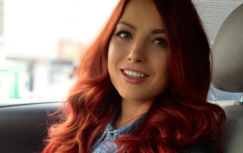 ELENA GHEORGHE, IMPECABILĂ! FOTOGRAFIILE din urmă cu ani i-au DAT GATA pe FANI!