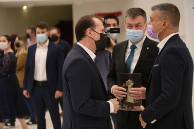 Florin Cîțu, Bogdan Gheorghiu și David Saranga