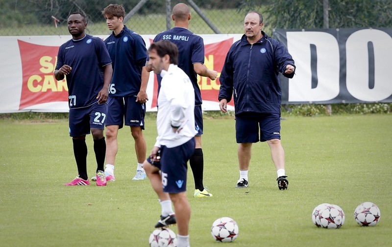 Antrenorul Rafa Benitez are o problemă: e prea gras pentru Real Madrid!