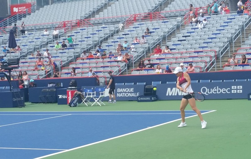 Halep pregătește debutul la Rogers Cup făcând glume pe seama lui Cahill. S-a retras Serena