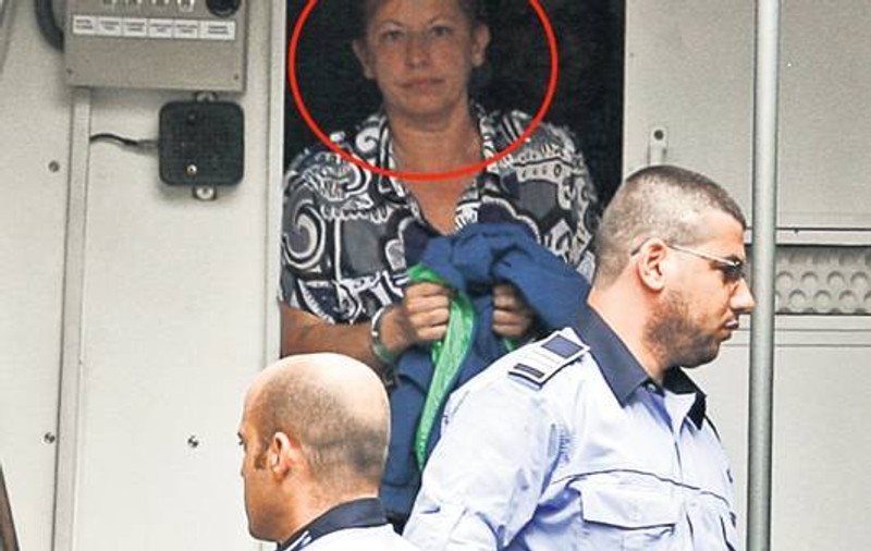Arestată pentru şantaj sexual, judecătoarea Carmen Mladen spune că nu suportă regimul de detenţie