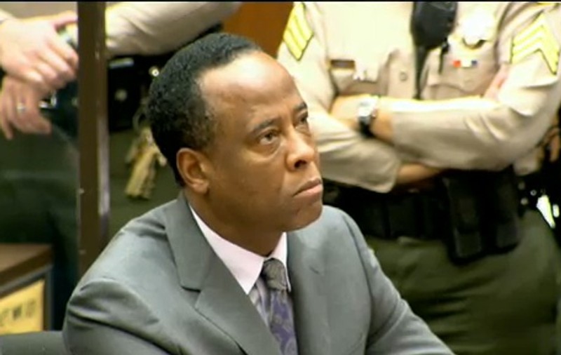 "Conrad Murray juca ruleta rusească cu Michael Jackson în fiecare noapte!"