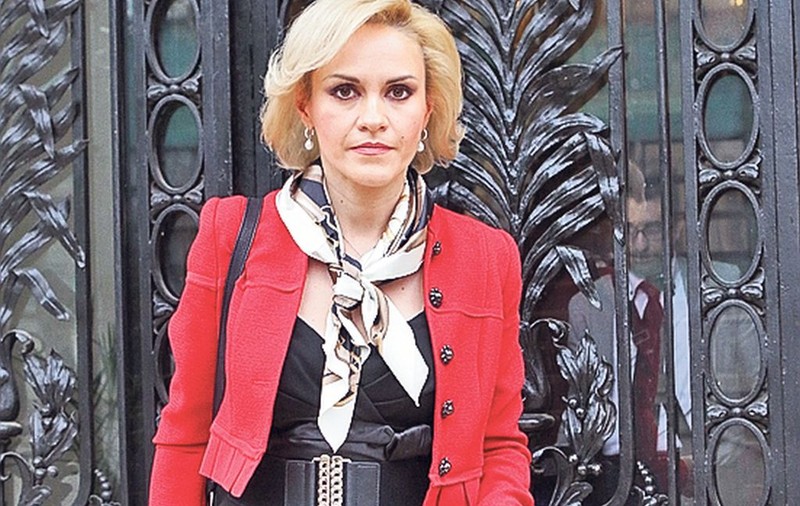 Gabriela Firea: „Școlile din București și Ilfov ar putea rămâne închise și miercuri”