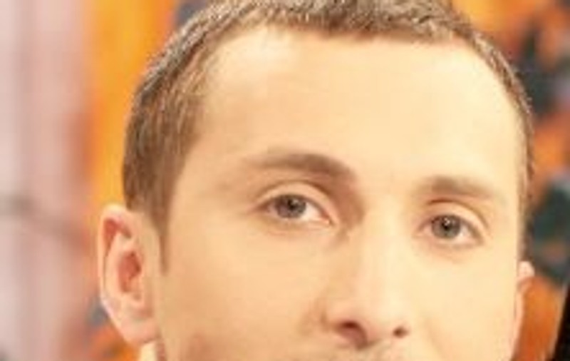 Video | Dani Oţil dansează pe maneaua "Of...viaţa mea"