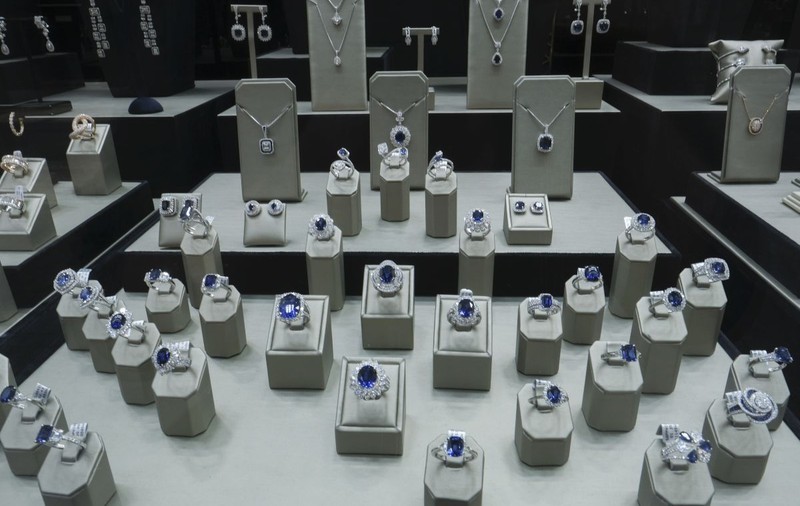 Guvernele G7 vor interzice importurile de diamante din Rusia, un sector economic ce scăpase parțial de sancțiuni