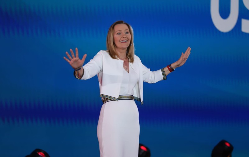 USR anunță că Elena Lasconi a intrat în turul doi, după numărătoarea paralelă: „Marcel Ciolacu să-și recunoască înfrângerea”