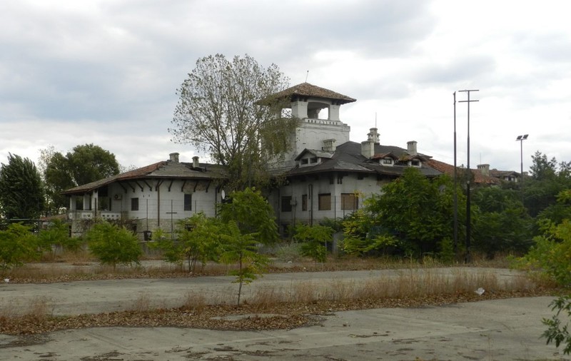Ministerul Culturii cere anularea vânzării unui monument istoric pentru că a fost tranzacționat fără acordul statului! Palatul Reginei Maria din Mamaia se poate întoarce la comunitate