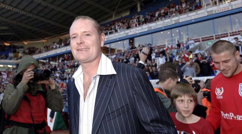epa00704263 Former England footballer Paul Gascoigne pictured before a soccer match played by a host of German and English sports and music stars to raise money for The Bobby Moore Fund and British The Red Cross. The match took place at Reading Football Club's Madejski stadium, Reading, west of London. Wednesday 03 May 2006. EPA/DANIEL HAMBURY