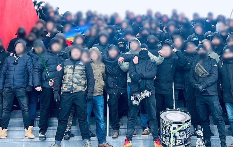 Fanii din Peluza Sud a Craiovei amenință, după ce au provocat oprirea meciului cu Sepsi: „Acțiunile noastre vor deveni din ce în ce mai drastice”
