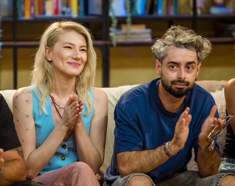 Cum reacționează Alexandra, soția lui Radu Bucălae, când aude glumele pe care comediantul le face despre ea: „S-a ars”