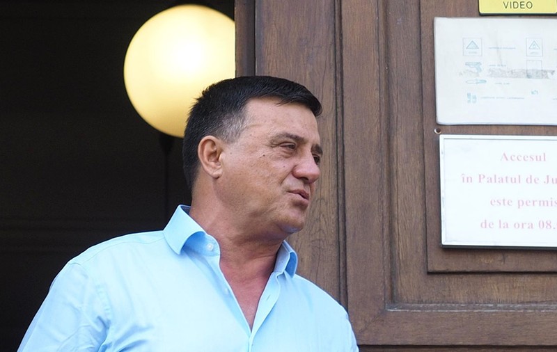 Șiretlicul avocaților lui Niculae Bădălău: cum au întors la zero, după doi ani și jumătate, procesul de corupție al fostului baron de Giurgiu