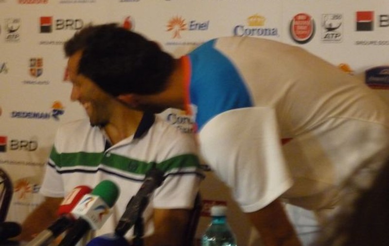 BUCURIA CAMPIONILOR! Horia Tecău a vrut să-l pupe pe Lindstedt, Robert vrea mai întâi să i se facă cinste