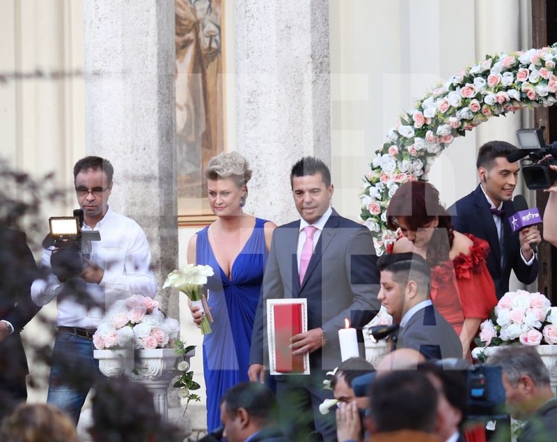 FOTO EXCLUSIV | Cum au arătat nașii lui Adrian Mutu și ai Sandrei. Apariție rară a soției lui Cosmin Contra