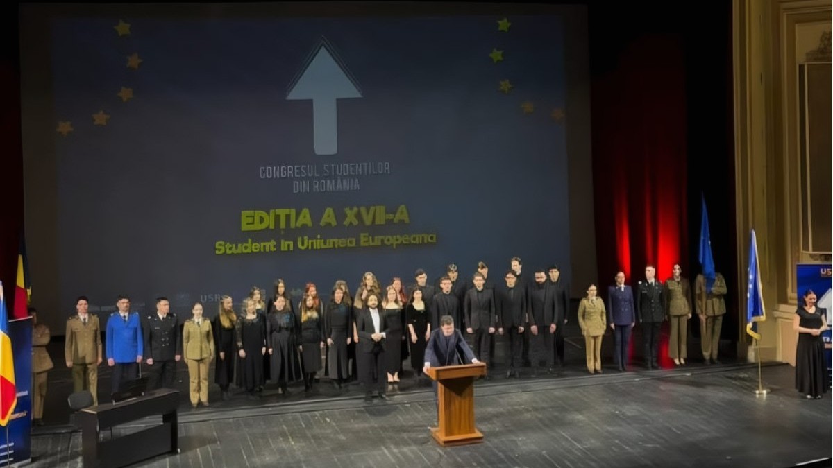 Nicușor Dan, pe scena Operei din București, la Congresul Studenților din România 2025