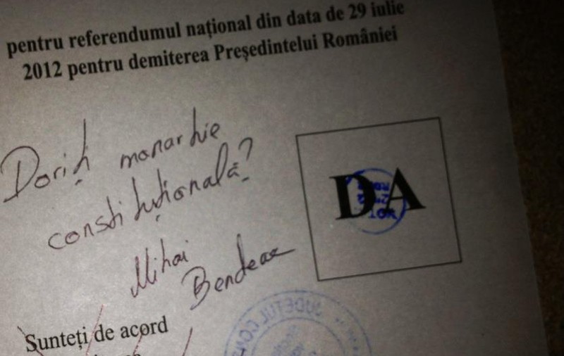 GESTUL INCREDIBIL al lui BENDEAC la referendum. Imaginea care a stârnit nebunia pe Facebook 