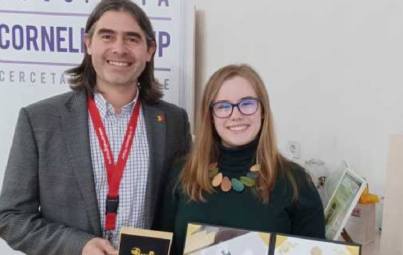 Ardeiul iute ar putea preveni deficitul de iod din organism. Ideea aparține unei eleve din Deva și a fost premiată cu aur la un salon de inventică din Taiwan