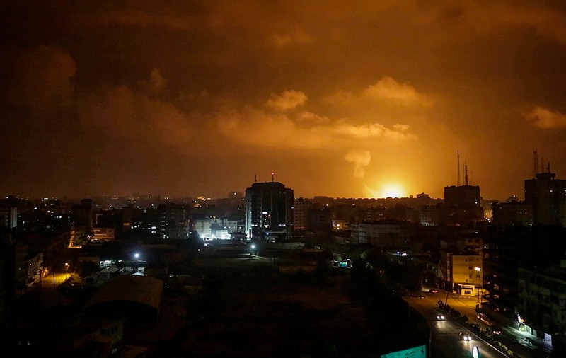 Hamas a lansat o ”ploaie de rachete” peste Tel Aviv, după ce un bloc din Fâșia Gaza a fost distrus de forțele israeliene