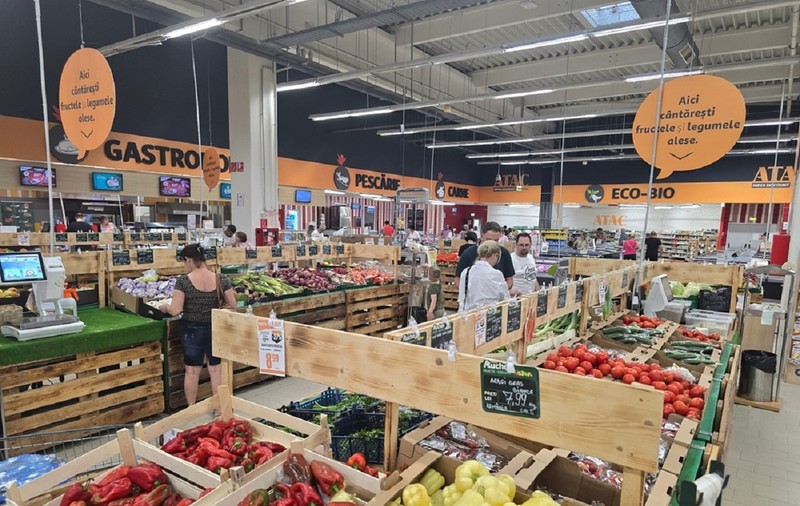 Program Auchan de Anul Nou 2026. Când e deschis la Auchan pe 31 decembrie, 1 și 2 ianuarie