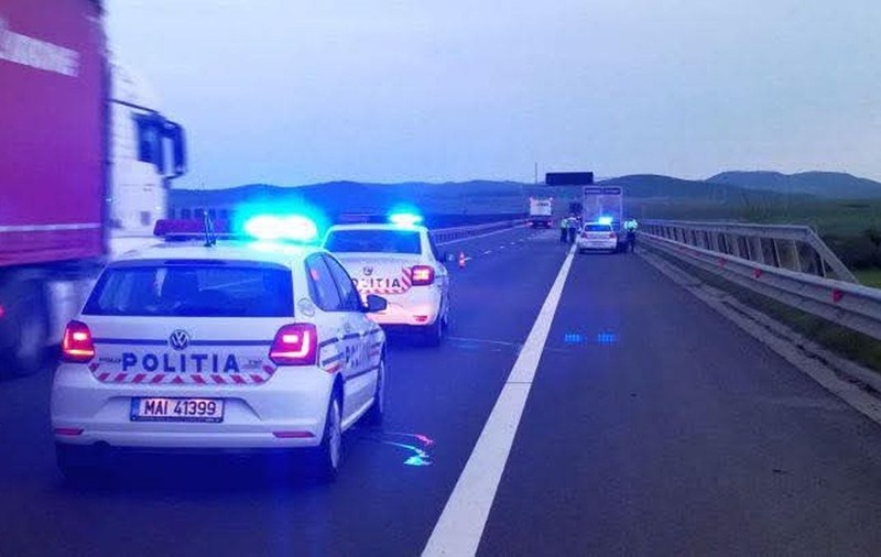 Un tânăr a murit lovit de mai multe mașini, pe Autostrada A1, la Traian Vuia, în Timiș, și a transmis totul live pe Facebook