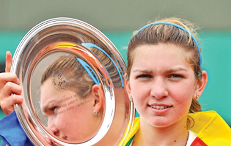 10 ani de la victoria junioarei Simona Halep la Roland Garros. Cum arată Elena Bogdan, învinsa din finală