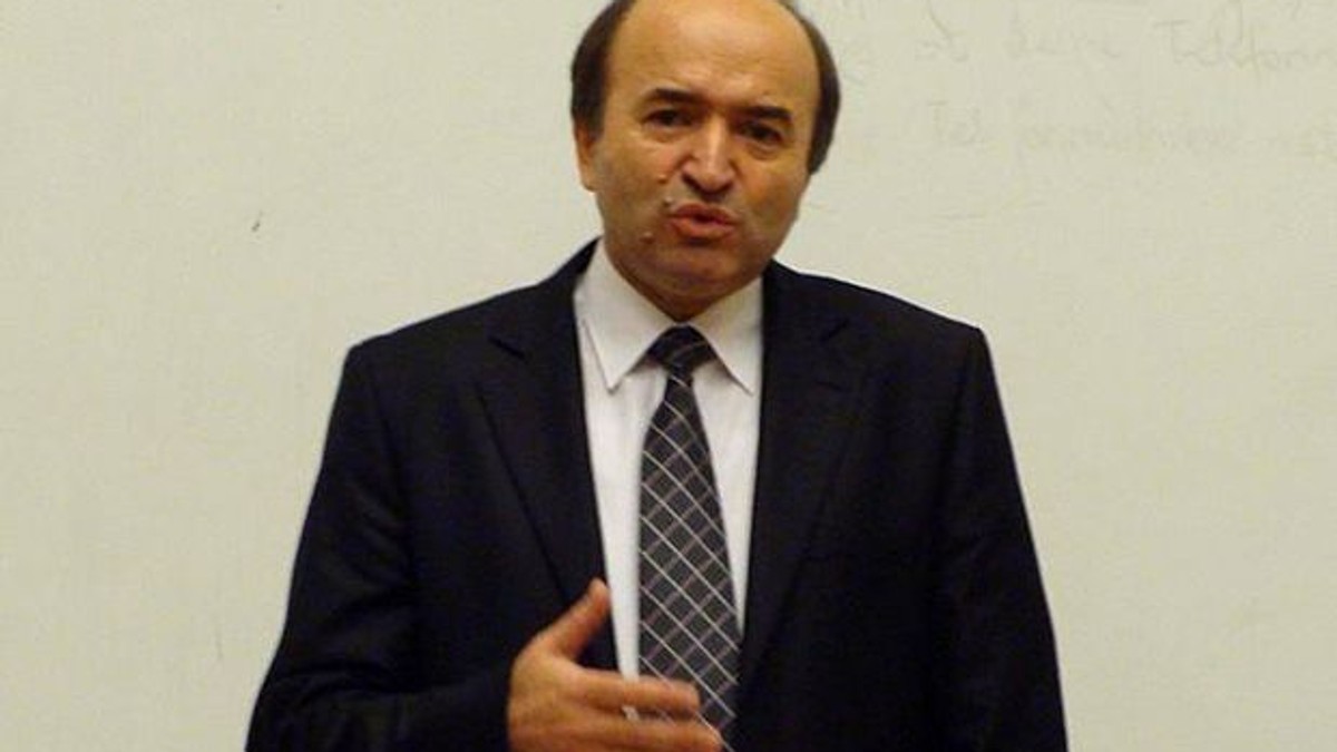 Ministrul Justiției: Dacă ții un deținut încă o zi în închisoare