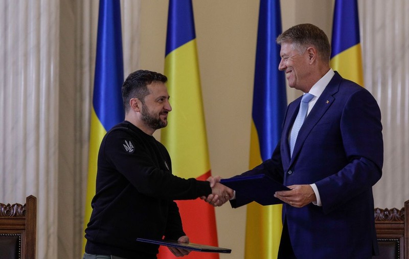 Ucraina mulţumeşte României pentru „cele 15 pachete de ajutoare militare trimise”, cu un clip montat pe melodia „Trăiască România” - VIDEO