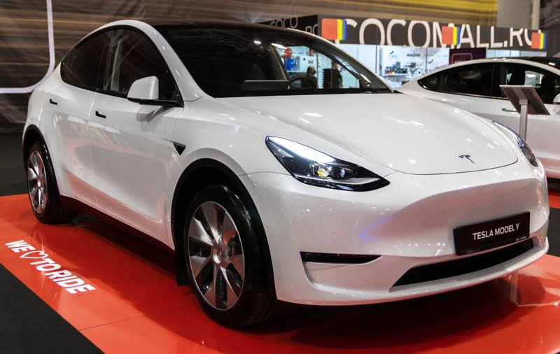 Tesla deschide o nouă reprezentanță în România, după ce vânzările din Europa au scăzut cu 38%