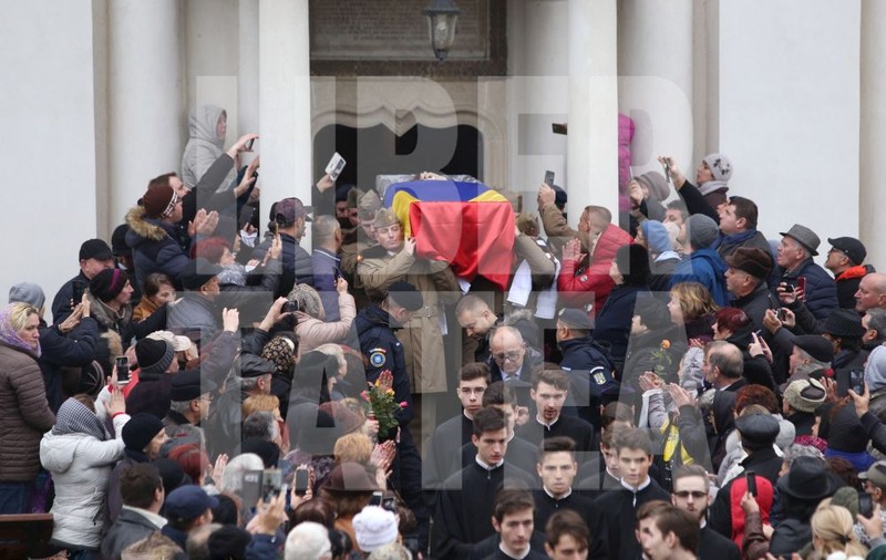 FOTO&VIDEO/ Imagini de la înmormântarea Stelei Popescu