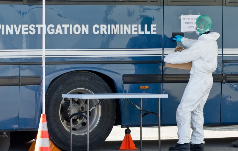 O româncă s-a întors în Franța să mărturisească uciderea soțului ei. Autoritățile nu aveau habar de crimă