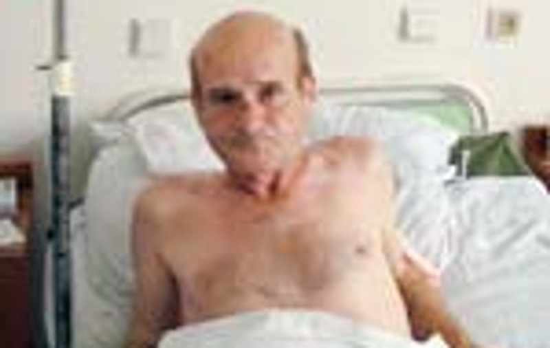 Un maidanez i-a mancat organul genital