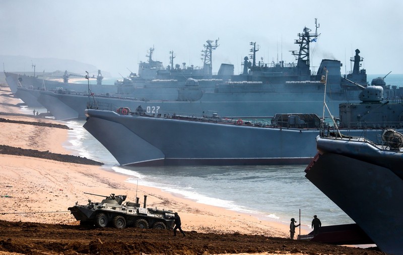 „Dacă Rusia își mobilizează armata și refuză să explice ce se întâmplă, la ce să ne mai așteptăm? Răspunsul este: la orice”