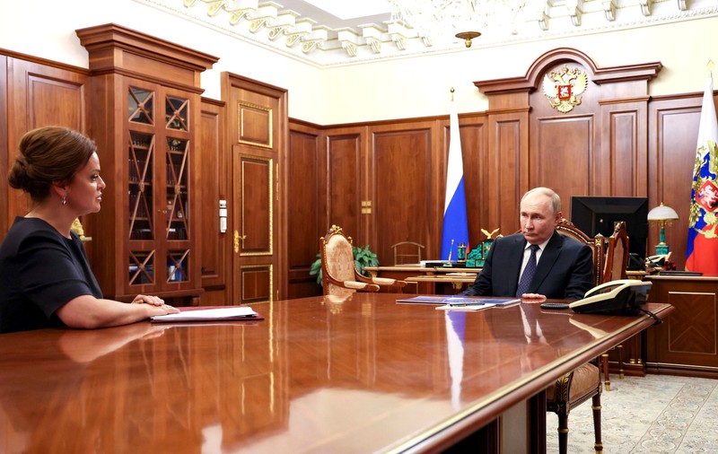 Vladimir Putin și-a demolat vila la care s-a întâlnit cu președintele american George W. Bush. „Se simțea amenințat” | VIDEO