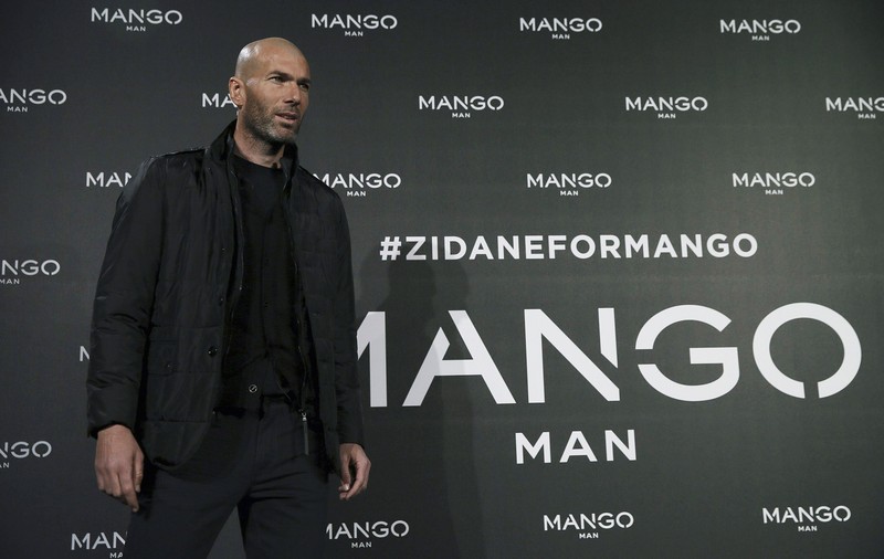 Surprize-surprize: Zinedine Zidane, favorit să o preia pe Olympique Marseille. Bielsa, dat afară după o singură etapă!