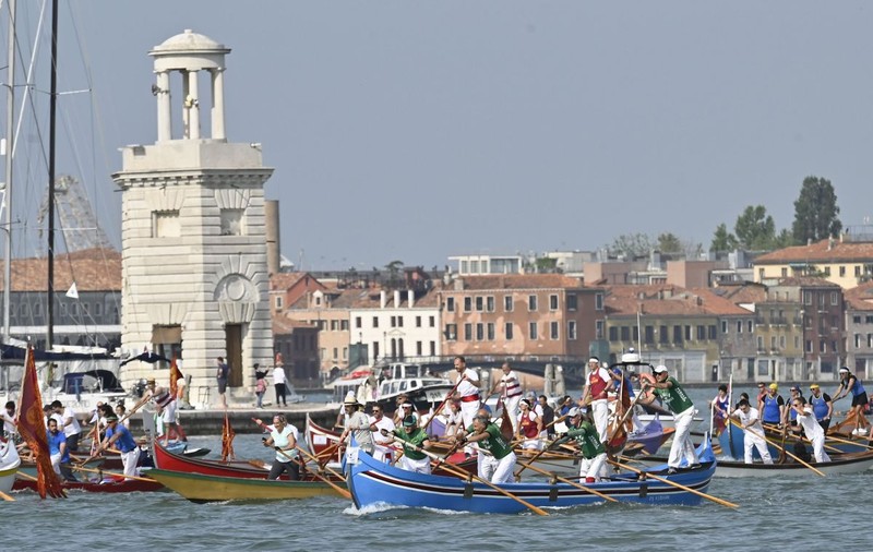 Planul autorităților din Veneția pentru turiștii care petrec o zi în oraș, cheltuiesc puțin și aglomerează laguna