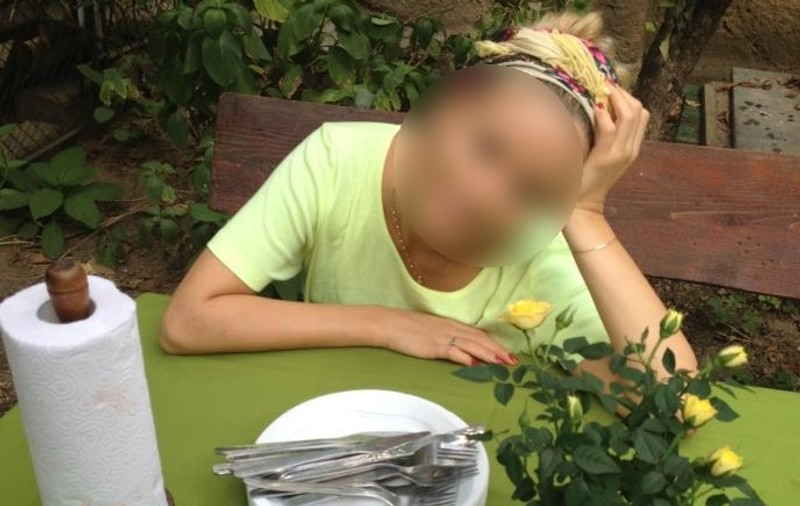 Laura Cosoi, NEMACHIATĂ! Ce părere ai despre look-ul ei? | FOTO