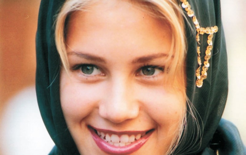 Kournikova, cerşetoare de lux