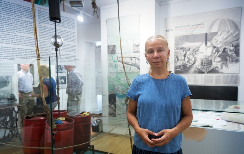 Cine este Alexandra, artista de 66 de ani care a devenit mamă pentru a 10-a oară: „Mă simt ca la 35 de ani”