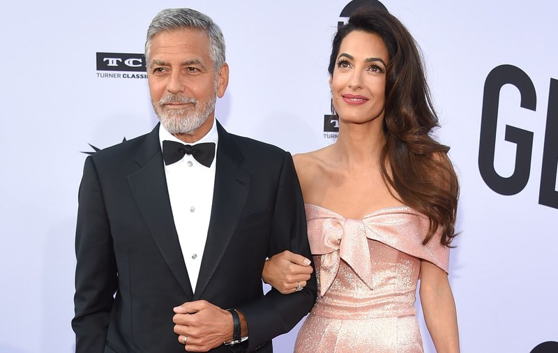 Amal Clooney, declarație de dragoste pentru George Clooney pe scenă