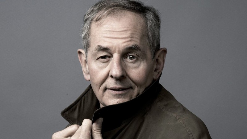 Thierry Wolton, 71 de ani, este jurnalist, scriitor și istoric, profesor la École Supérieure de Commerce din Paris