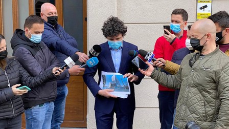 O bună perioadă de timp, Nicușor Dan a evitat interviurile și aparițiile publice | Foto: Facebook