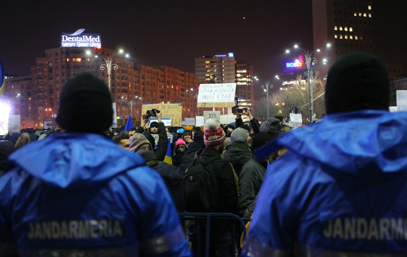 UPDATE | Anunțul Jandarmeriei Române, după incidentele din Piața Victoriei