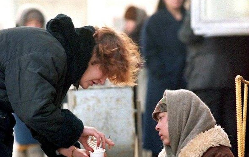 Românce de etnie romă au jefuit mai multe bătrâne din Norvegia
