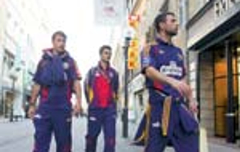La distractie, cu Iovan pe post de bodyguard